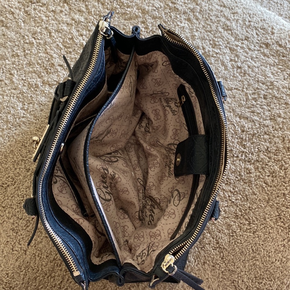 Purse - Picture 5 of 9